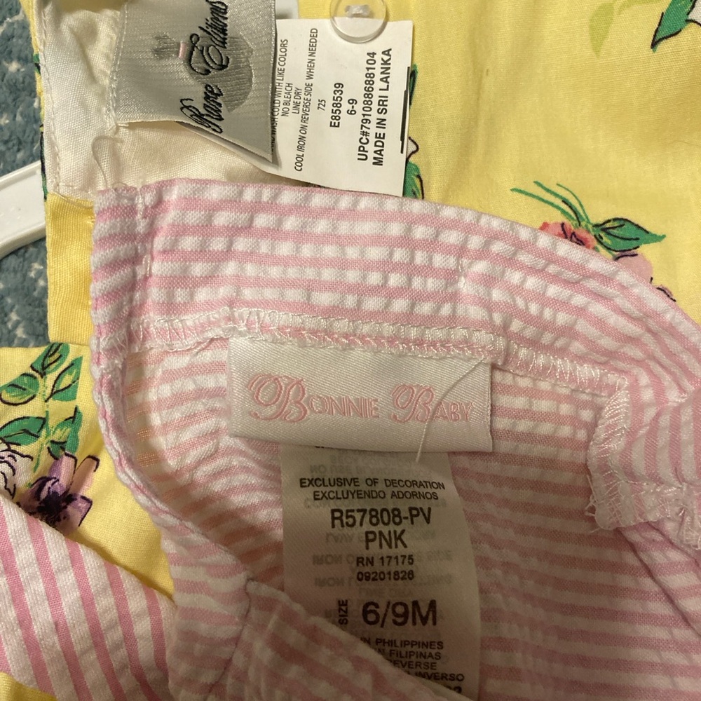 BUNDLE OF BABY GIRLS OUTFITS- Size 6-9 months. - Picture 5 of 13